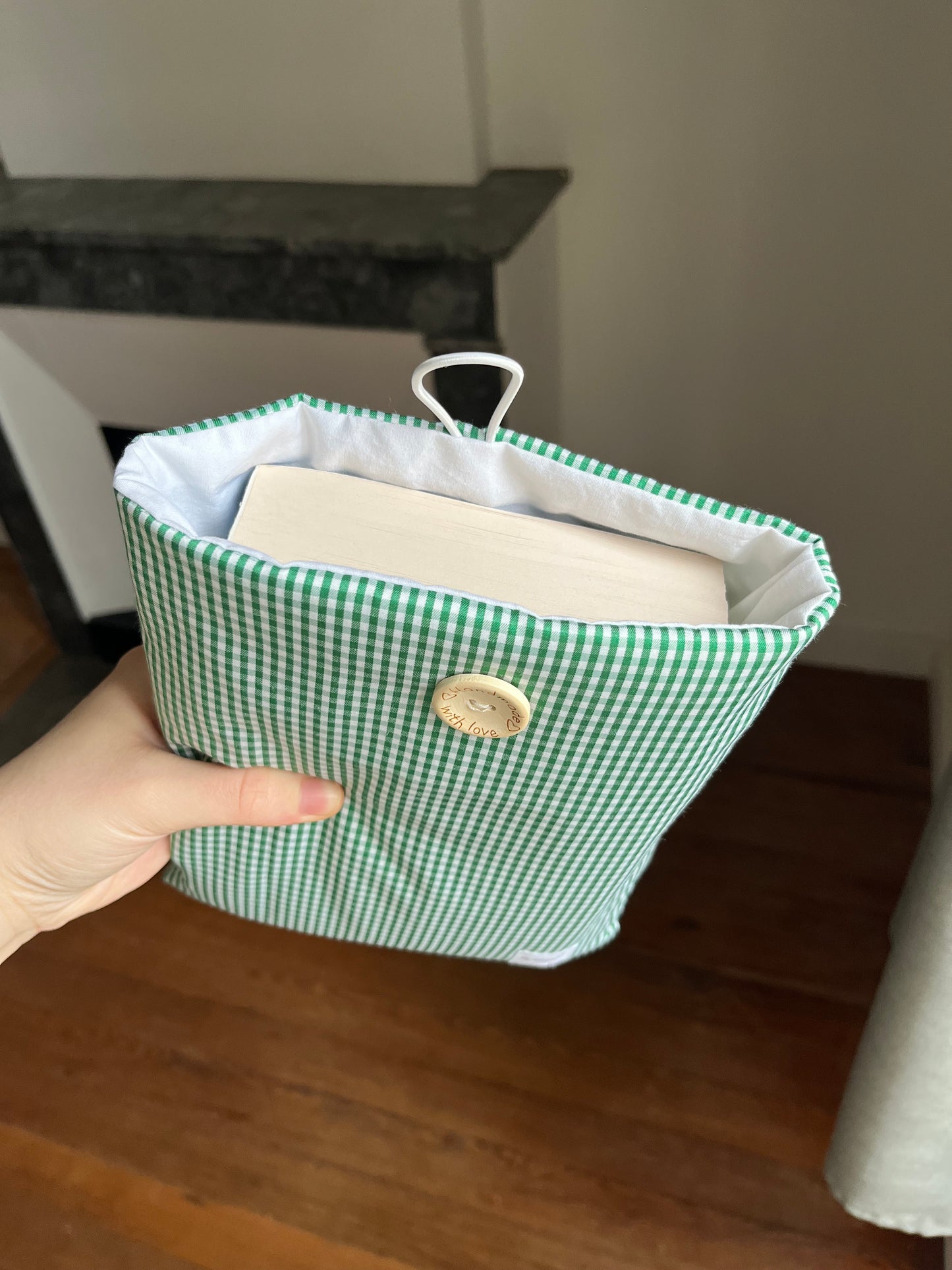 Pochette à livre broché vichy vert