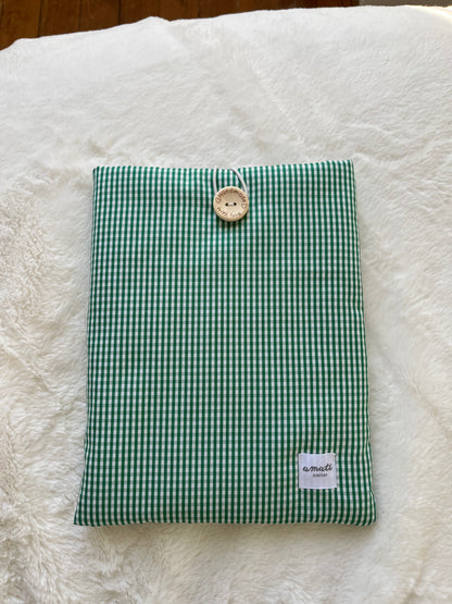 Pochette à livre broché vichy vert