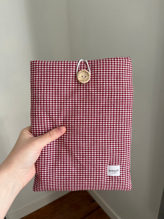 Pochette à livre broché vichy bordeaux