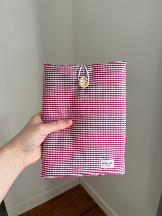 Pochette à livre de poche vichy rose