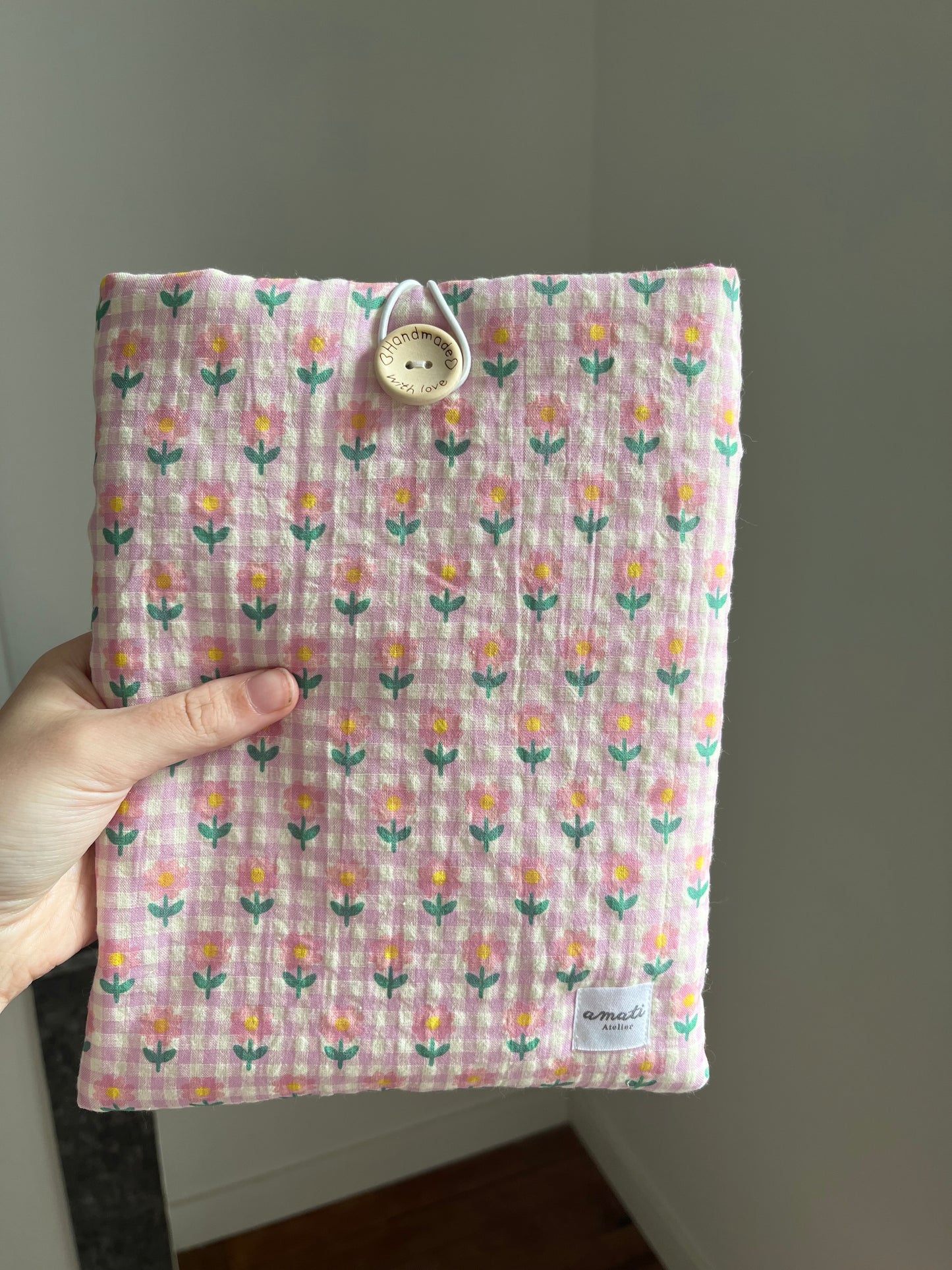pochette à livre broché vichy fleurs