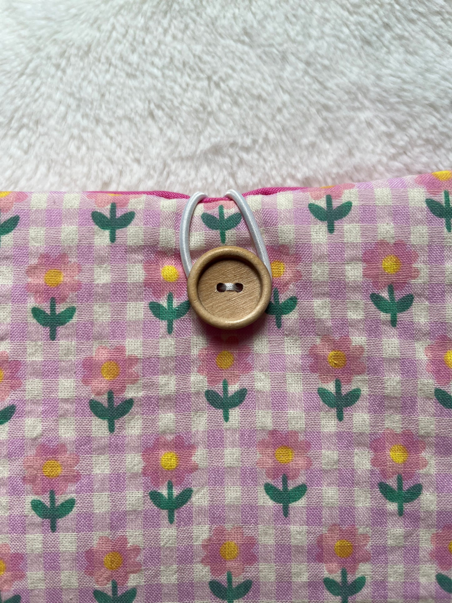 Pochette à livre de poche vichy fleurs