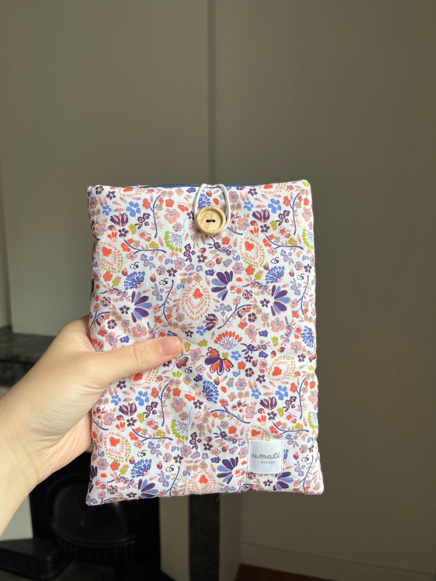 Pochette à livre de poche fleurs sauvages