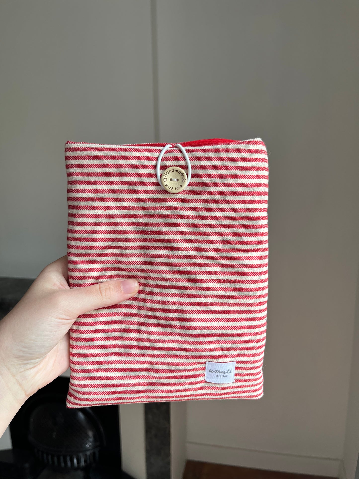 Pochette à livre de poche rayures rouges