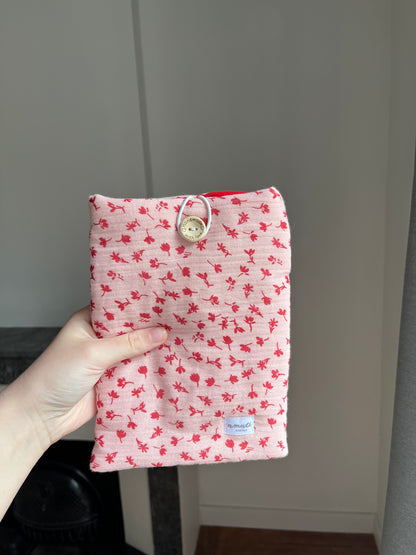 Pochette à livre de poche fleurs rouges